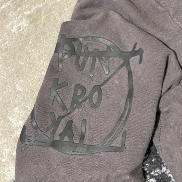 Punk Royal  Destroy Sweatshirt Men Small Brown Skull Helmet Puff Print Logo Goth - Picture 10 of 13